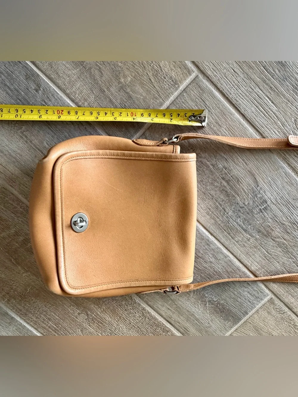 Vintage Coach Saddle Crossbody Legacy Flap Messenger